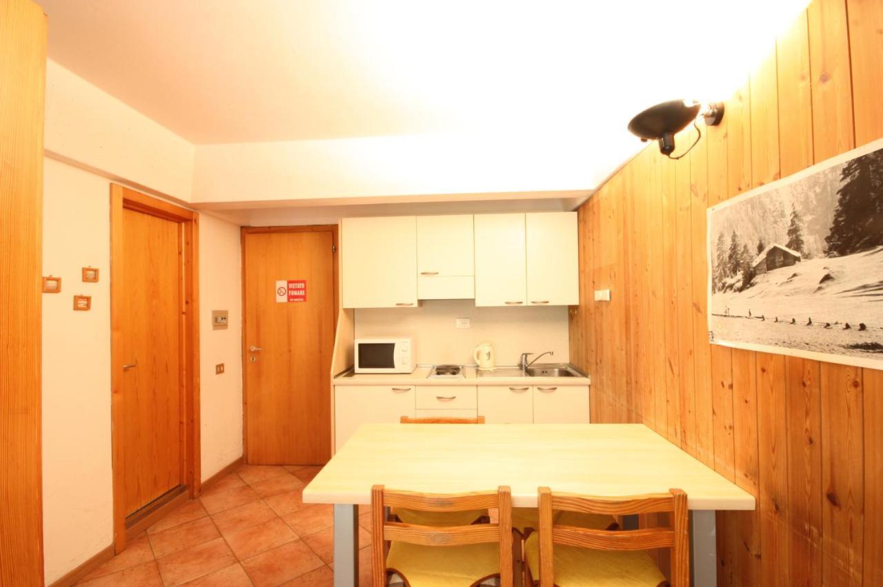 Sole Alto Appartamenti Montana Mezzana (Trentino Alto Adige) Exterior foto