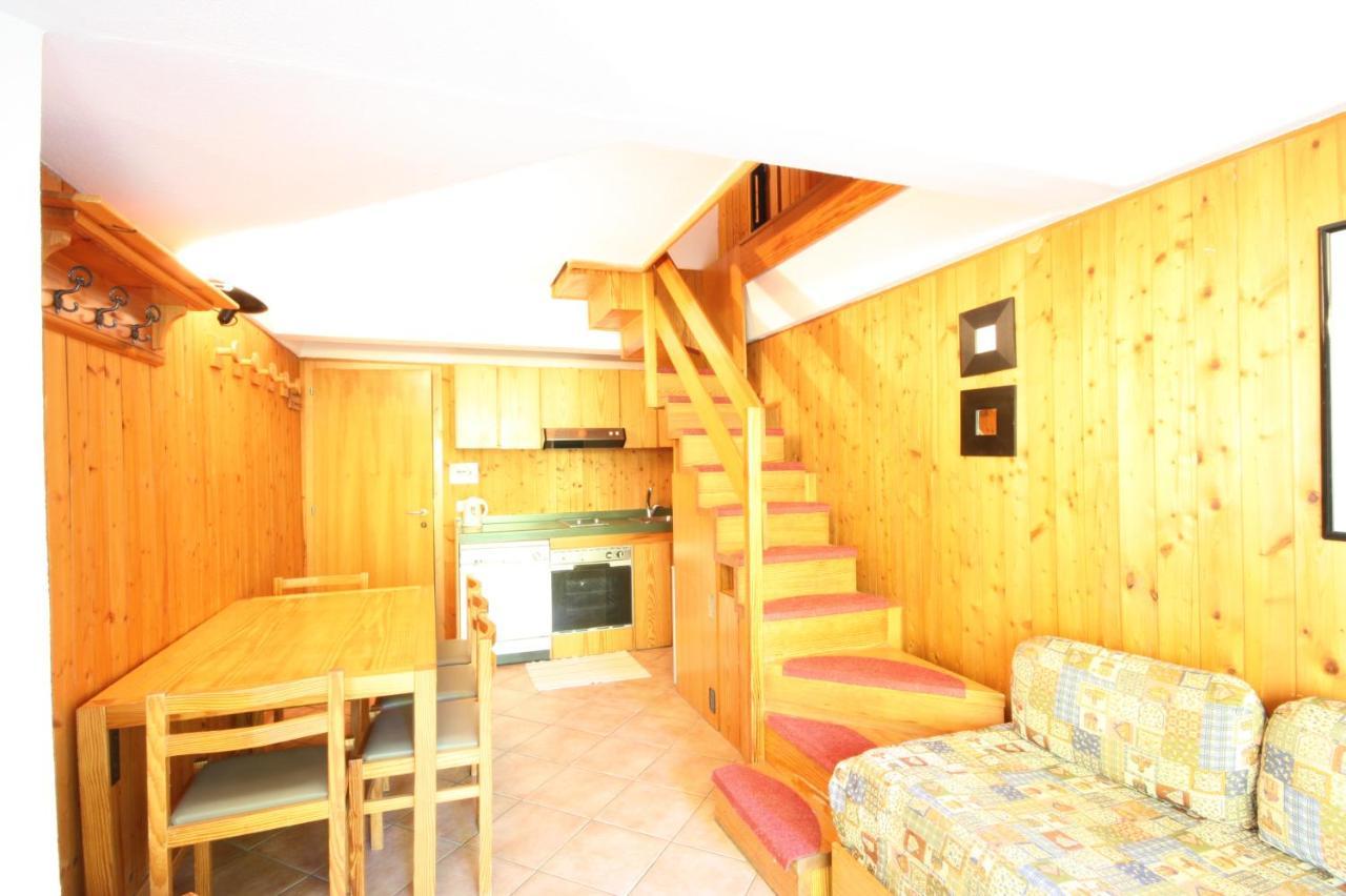 Sole Alto Appartamenti Montana Mezzana (Trentino Alto Adige) Exterior foto