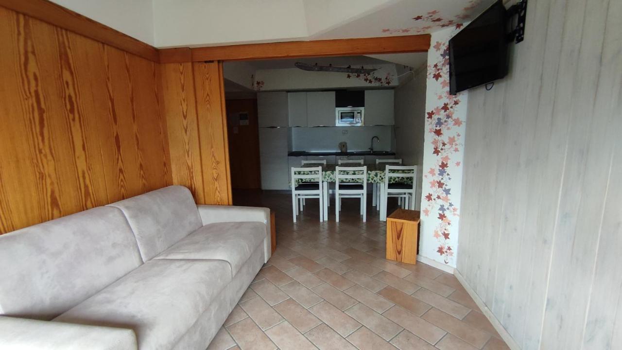 Sole Alto Appartamenti Montana Mezzana (Trentino Alto Adige) Exterior foto